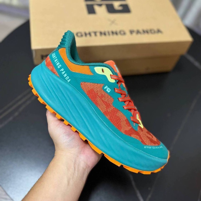 Men Shoes Running Sale - รองเท้ากีฬาอเนกประสงค์ แบรนด์คลาสสิก ใส่สบาย เหมาะสำหรับเท้ากว้าง ขายดี รองเท้าคู่รัก