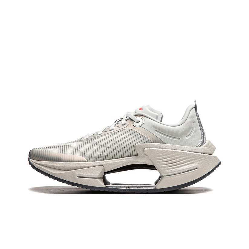 Men Shoes Essentials - รองเท้าวิ่ง Li Ning Wade Shadow 3