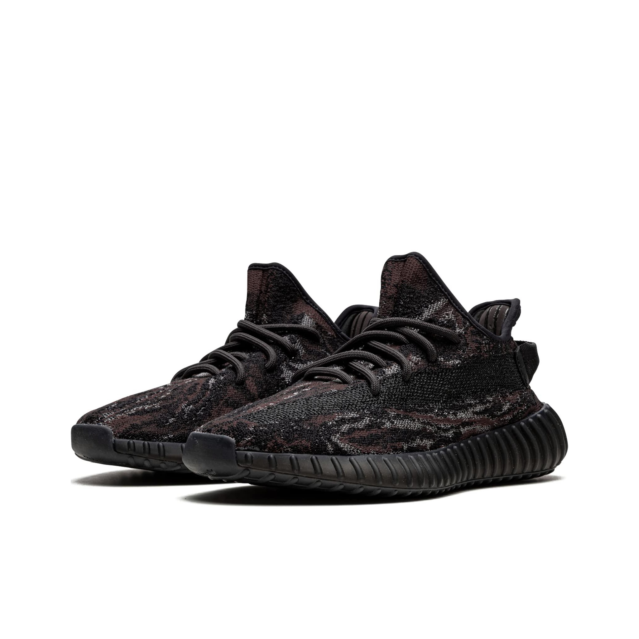 Adidas Originals Yeezy Boost 3 - Men'S Shoes Yeezy Adidas บทวิจารณ์และราคา