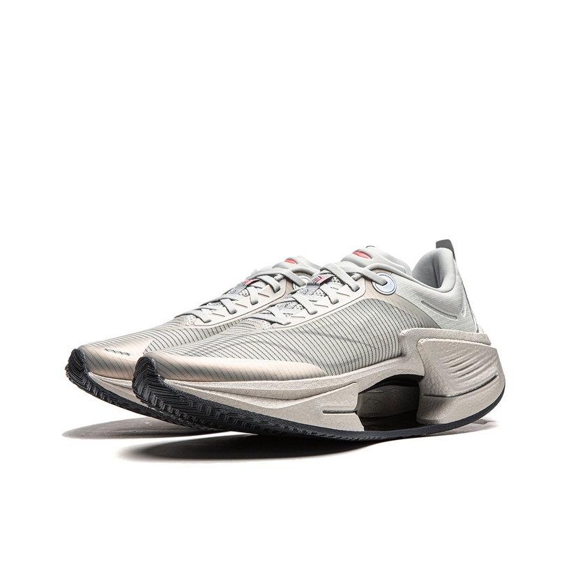 รองเท้าวิ่ง Li Ning Wade Shado - Men Shoes Essentials บทวิจารณ์และราคา